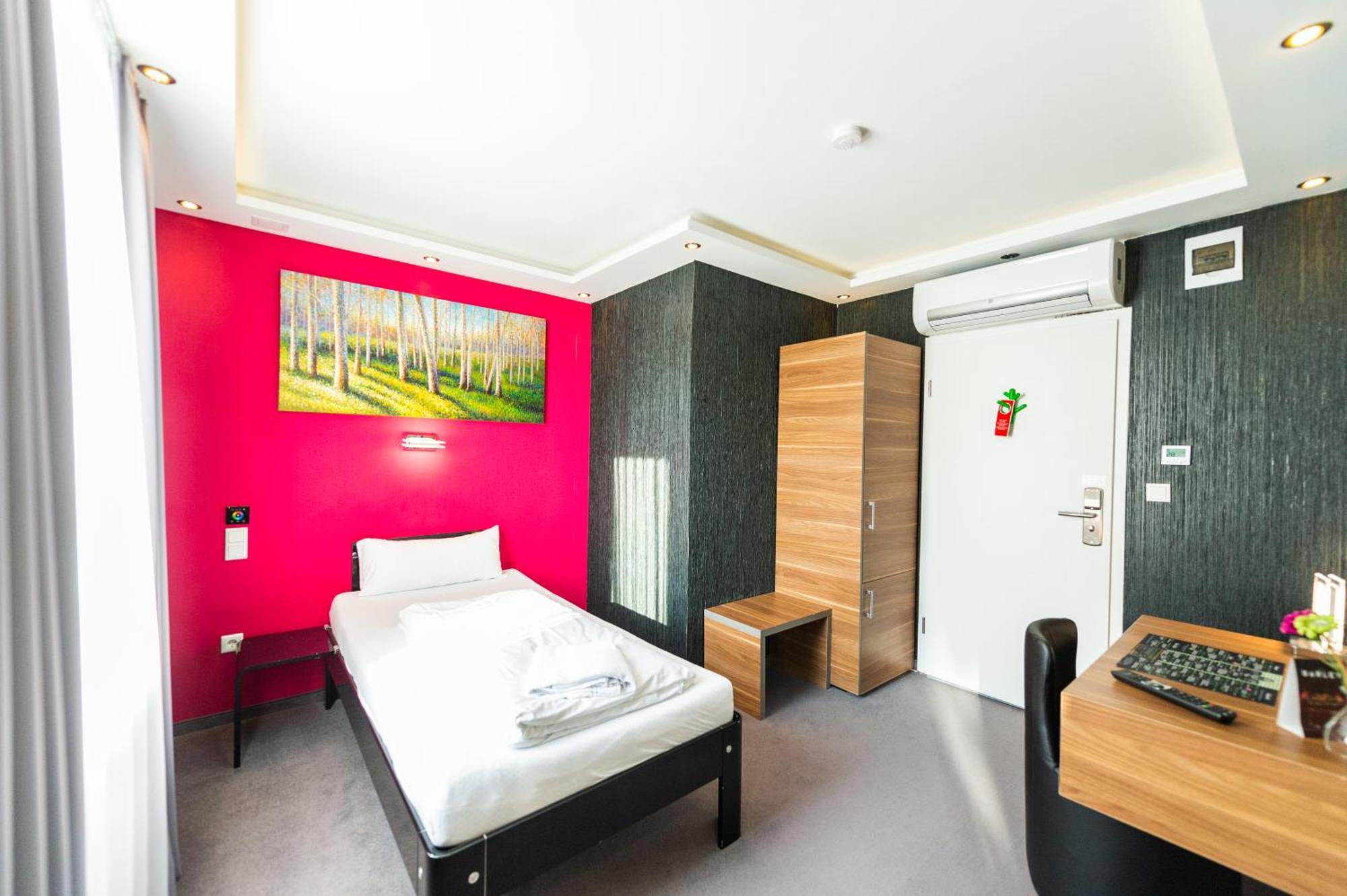 Stay-Inn Bielefeld Zentrum ภายนอก รูปภาพ